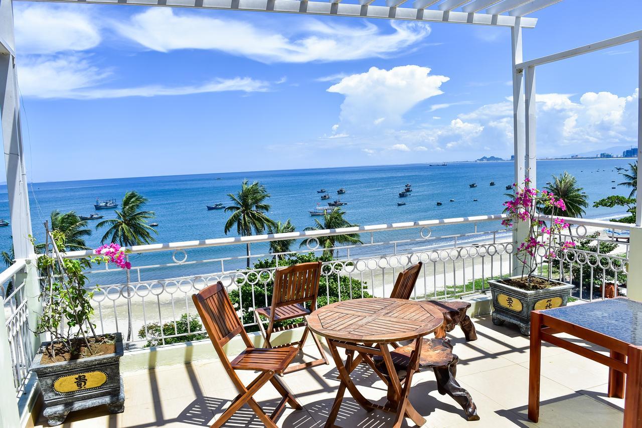 Sea View Dn Hotel Da Nang Buitenkant foto
