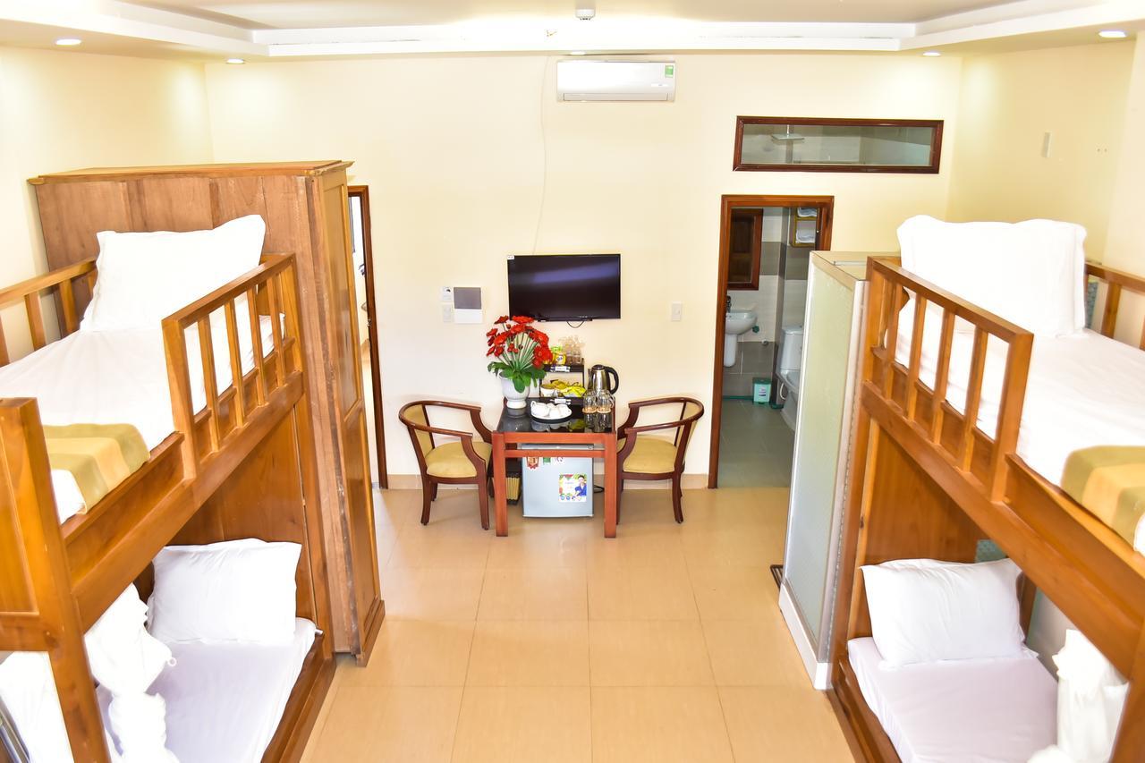 Sea View Dn Hotel Da Nang Buitenkant foto