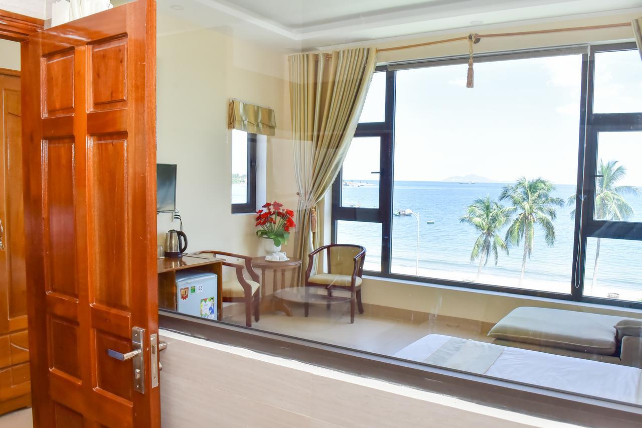 Sea View Dn Hotel Da Nang Buitenkant foto