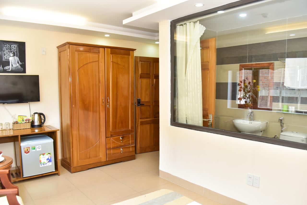 Sea View Dn Hotel Da Nang Buitenkant foto