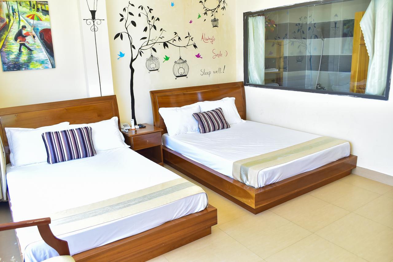 Sea View Dn Hotel Da Nang Buitenkant foto